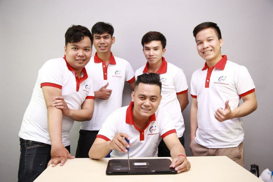Hình ảnh Trung Tâm Dạy Nghề Sửa Chữa Điện Thoại và Laptop 24h ảnh 1