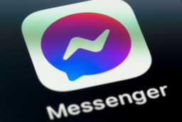 Làm cách nào để biết ai vào messenger của mình?