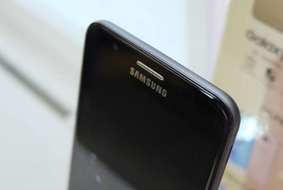 Bày bạn cách khắc phục lỗi Samsung J7 Prime không lên màn hình