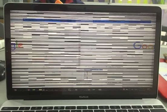 Màn hình MacBook bị nhiễu: Nguyên nhân và cách khắc phục