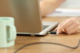 8 cách giúp giải quyết tình trạng sạc laptop Asus không vào điện ngay tại nhà