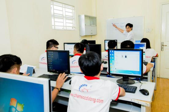 Sửa chữa điện thoại - Nghề HOT trong thời đại ngày nay 