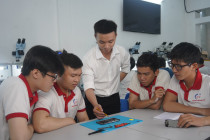 Có nên học nghề sửa chữa điện tử không? Cơ hội việc làm?