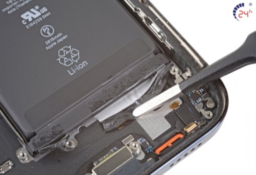 thay-pin-iPhone-12-Pro-lay-ngay-tai-tphcm.jpg
