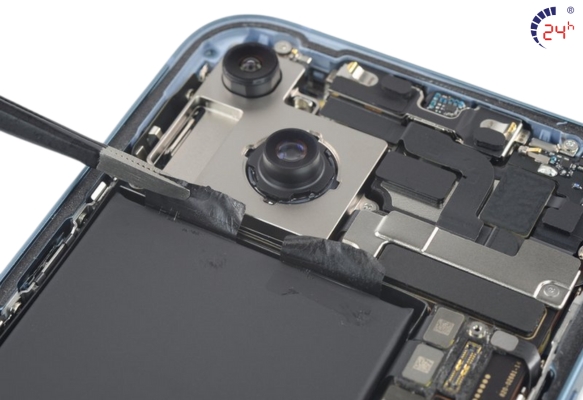 thay-pin-iPhone-14-lay-ngay-tai-tphcm.jpg