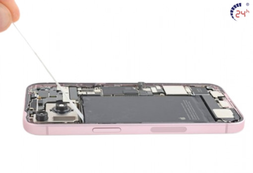 thay-pin-iPhone-15-uy-tin-lay-lien-tai-tphcm.jpg