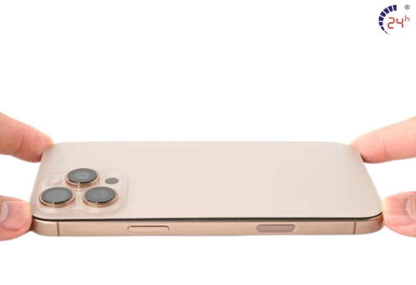 thay-kinh-lung-iphone-16-pro-max-uy-tin-tai-tphcm.jpg