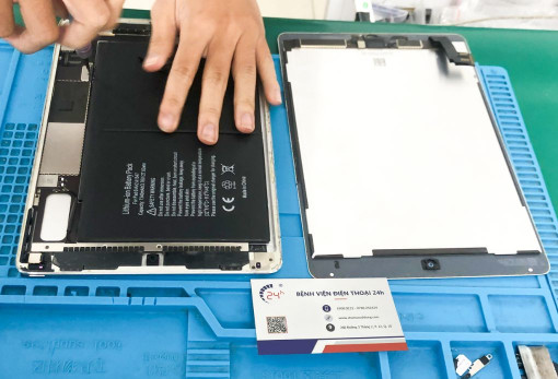 thay-pin-ipad-2025-ipad-gen-11-3.jpg