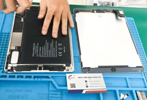 thay-pin-ipad-2025-ipad-gen-11-3.jpg