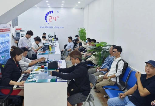 thay-mat-kinh-samsung-galaxy-a06-5g-sm-a066b-3.jpg