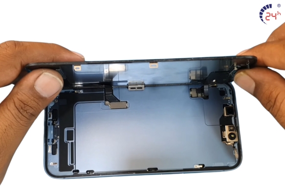 thay-mat-kinh-iphone-14-lay-lien.jpg