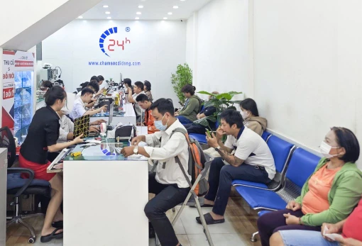 thay-kinh-lung-xiaomi-redmi-14c-5g-3.jpg