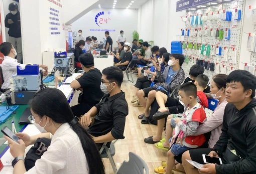 thay-man-hinh-vivo-y100a-3.jpg