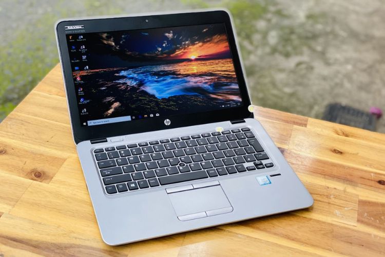 Thay pin Laptop HP Elitebook 820 G3