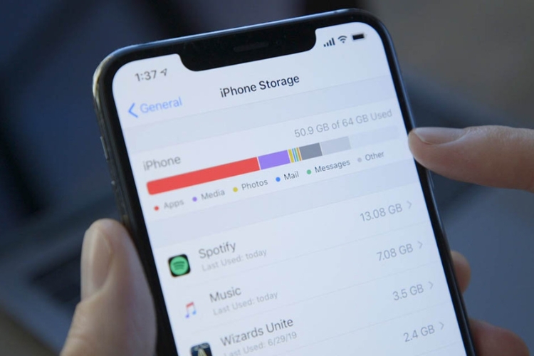 dung lượng iphone bị đầy