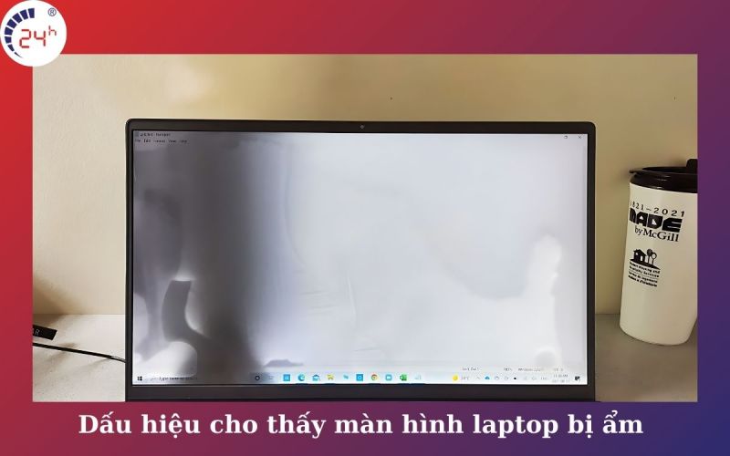 Dấu hiệu cho thấy laptop bị ẩm hư màn hình