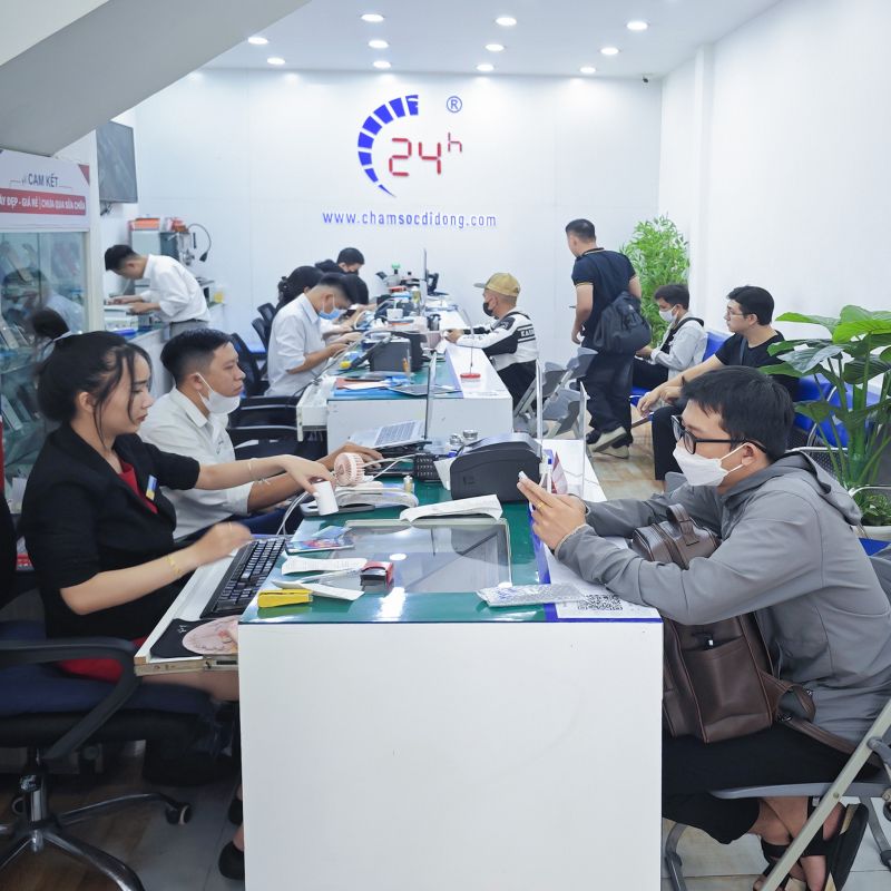 thay-camera-sau-ipad-gen-11-2025-15