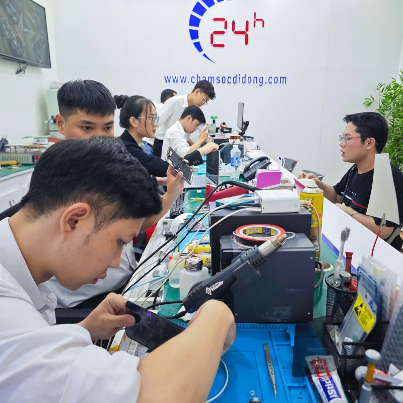 Sửa lỗi trắng màn hình iPhone 16e 5