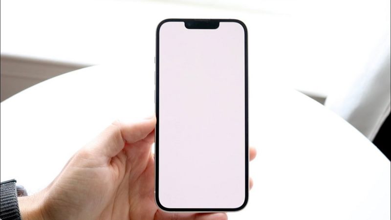 Sửa lỗi trắng màn hình iPhone 16e