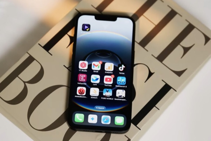 Ép cổ màn hình iPhone 16e 2