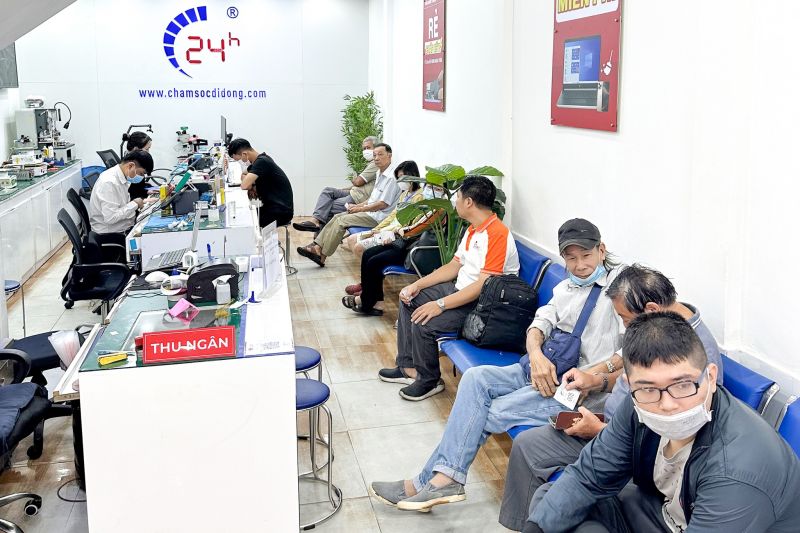 Thay loa iPhone 16e 7