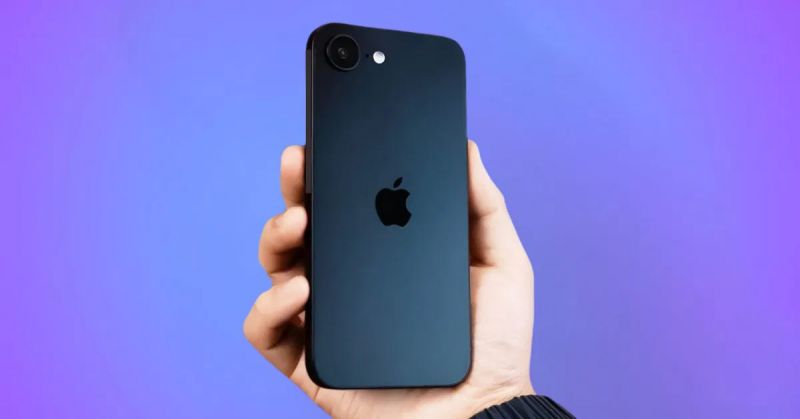 Thay kính lưng iPhone 16e 3