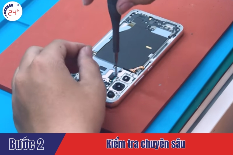 kiểm tra điện thoại samsung galaxy s22