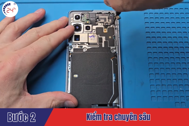 kiểm tra điện thoại Samsung S21 Ultra