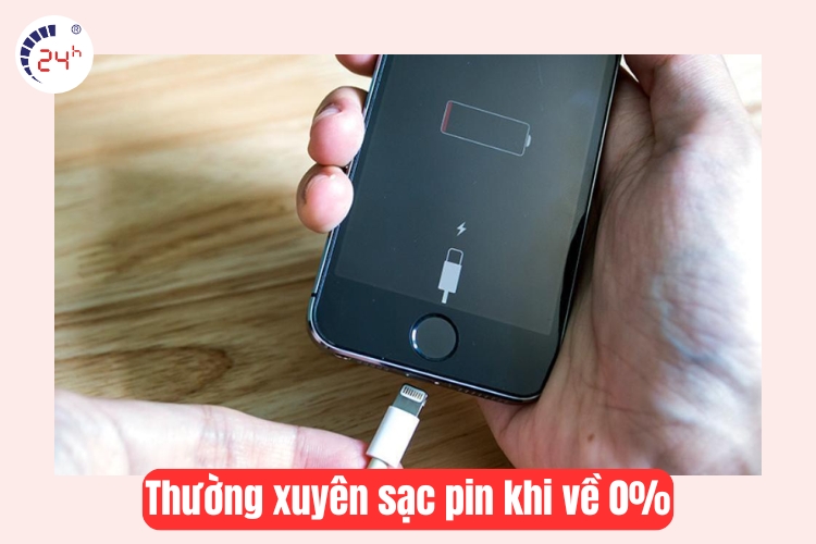 sạc pin khi tắt nguồn