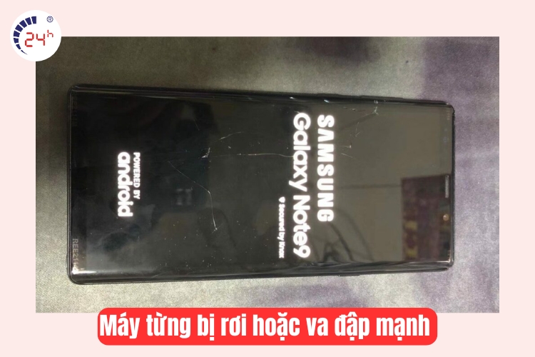 máy vỡ màn hình do bị va đập 