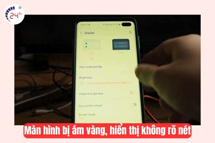 màn hình bị ám vàng 