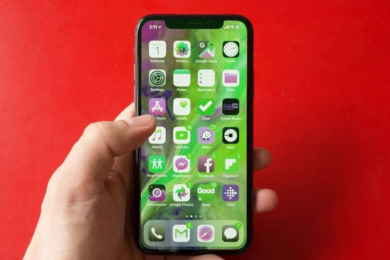 ep-co-man-hinh-iphone-xs