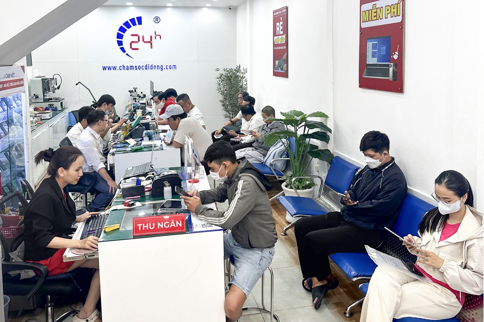 Thay kính lưng iPhone 17 Pro