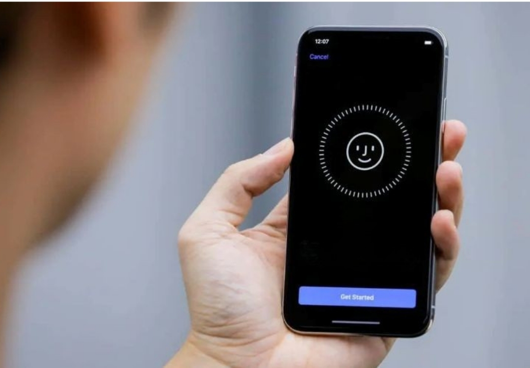 Ép cổ màn hình iPhone 17 Pro