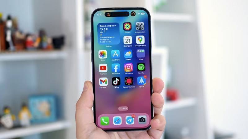 thay-man-hinh-iphone-17