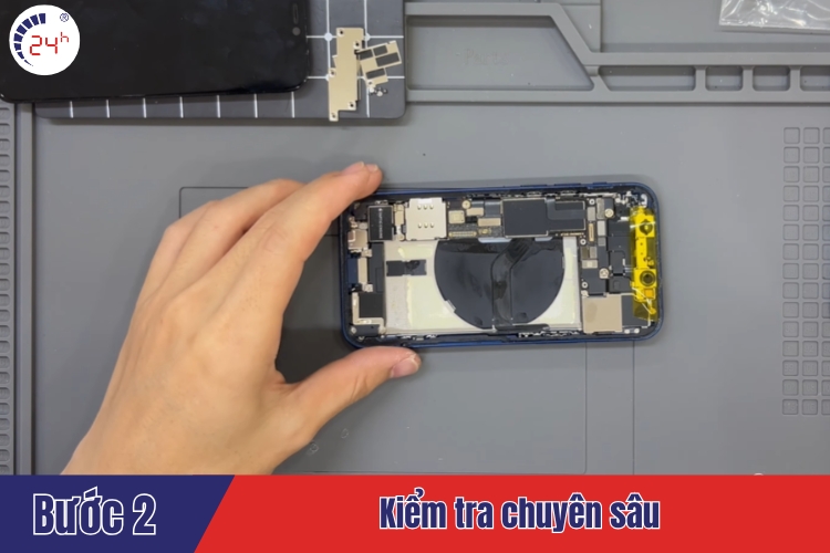 kiểm tra pin iphone 12 mini