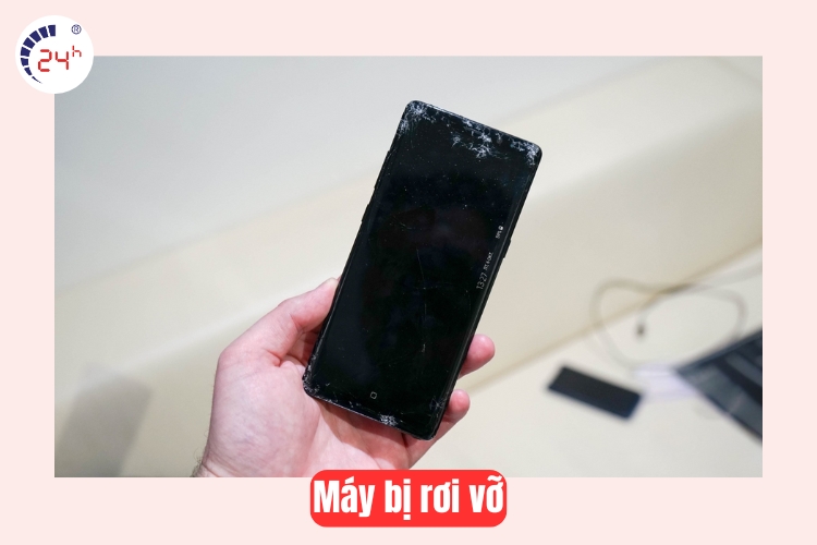 máy bị rơi vỡ