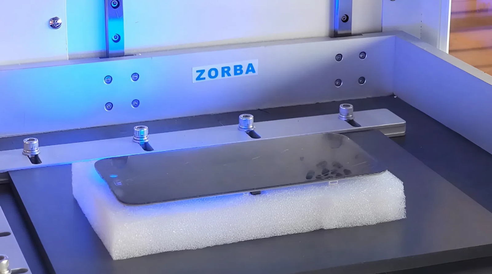 Thay mặt kính iPhone Air