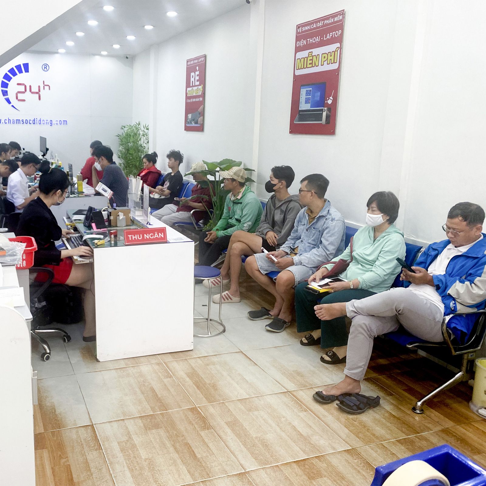 Thay mặt kính iPhone Air