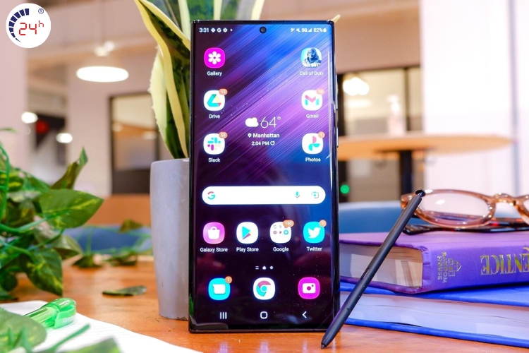 kiểm tra bên ngoài điện thoại