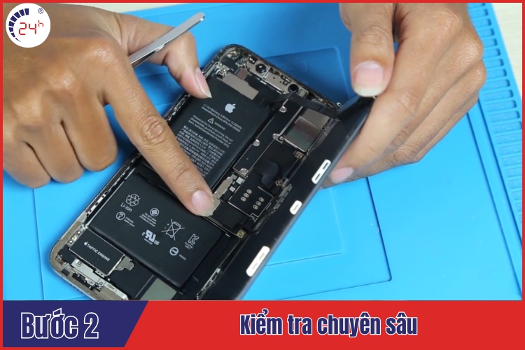 kiểm tra chi tiết điện thoại