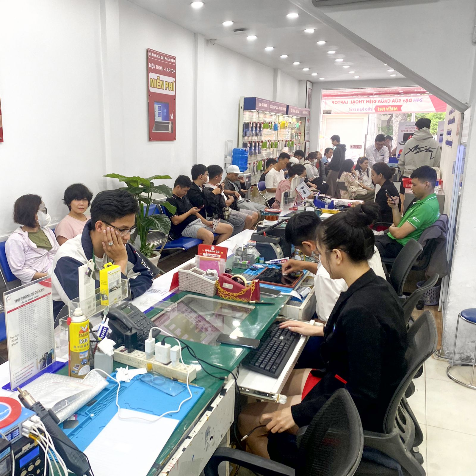 Thay mặt kính iPhone 17 Pro Thay mặt kính iPhone 17 Pro