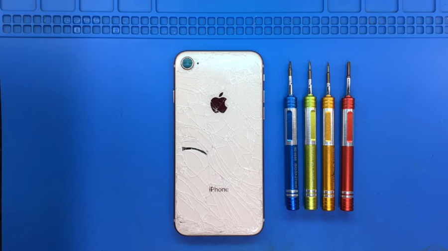 Thay kính lưng iPhone 8