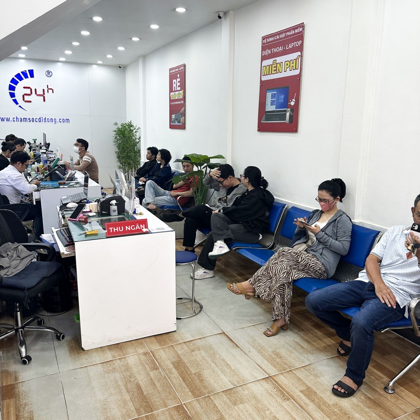 Thay mặt kính iPhone 16 Pro