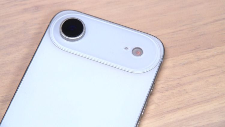 Thay camera iPhone Air