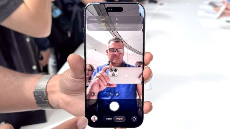 Thay camera iPhone Air