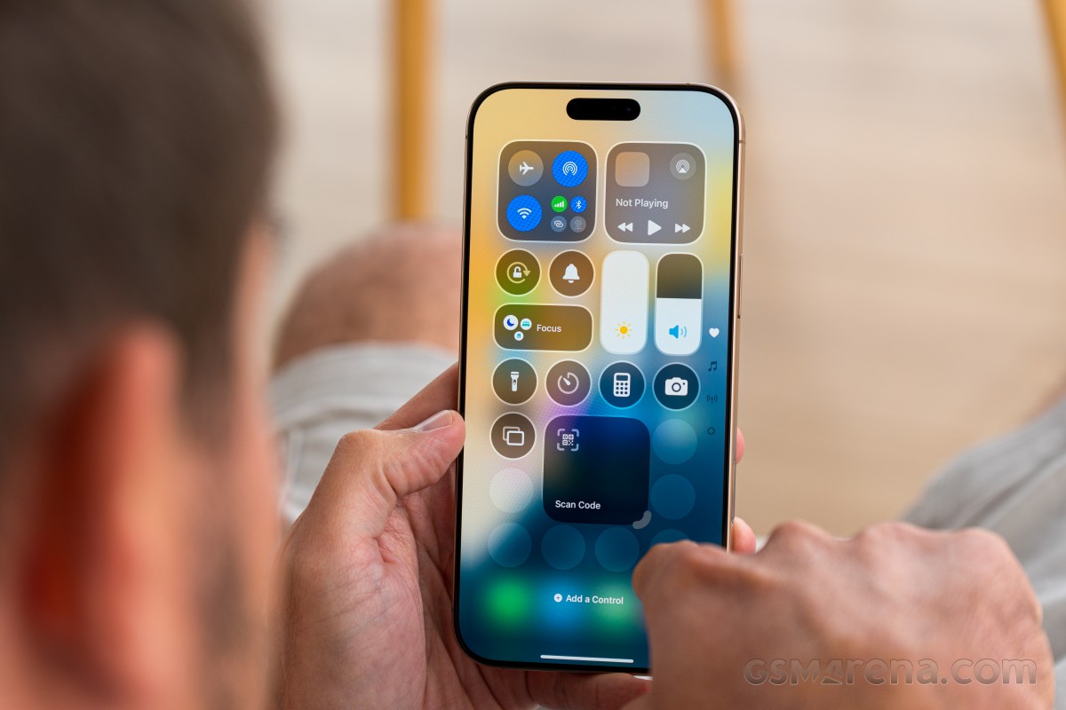 Ép cổ màn hình iPhone 16 Plus