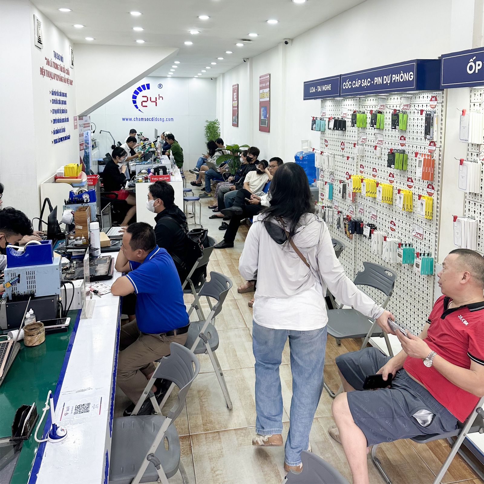 Thay camera iPhone 17 Pro Thay camera iPhone 17 Pro