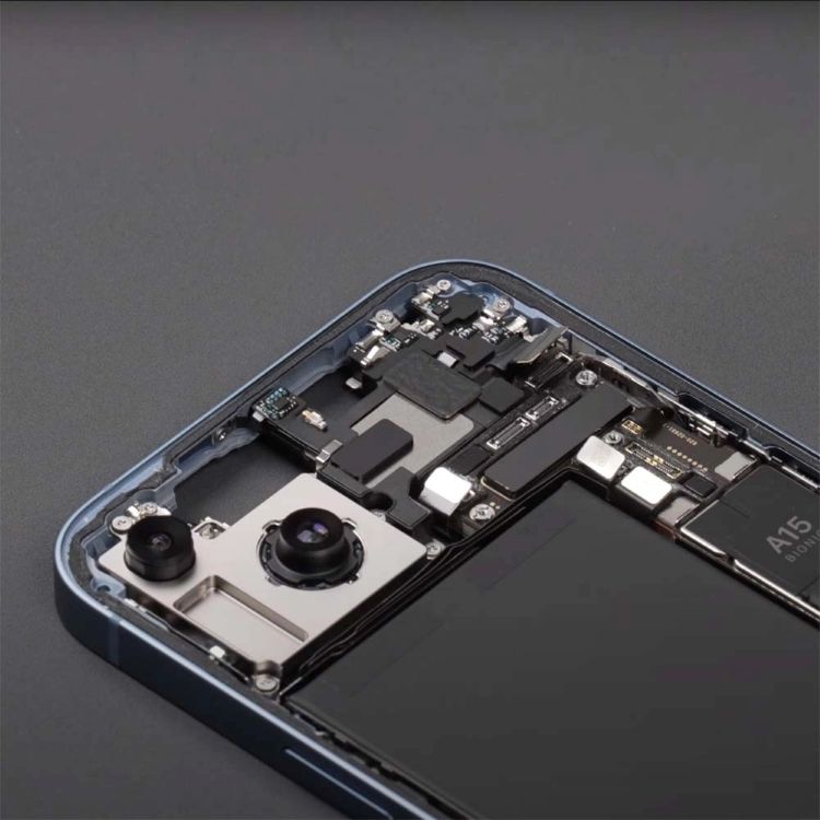 Thay camera iPhone 15 Plus Thay camera iPhone 15 Plus