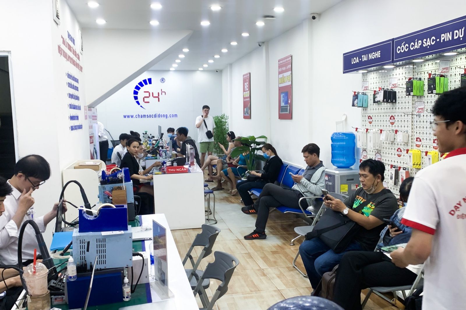 Thay Camera iPhone 14